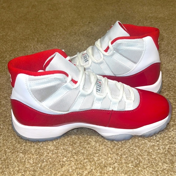 Retro 11 "Cherry" - Picture 3 of 5
